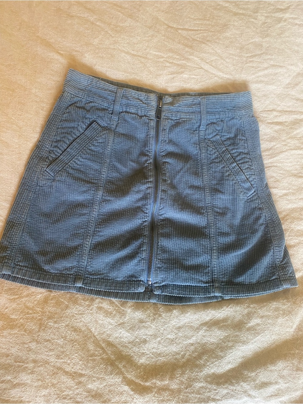 American eagle 100% cotton corduroy skirt